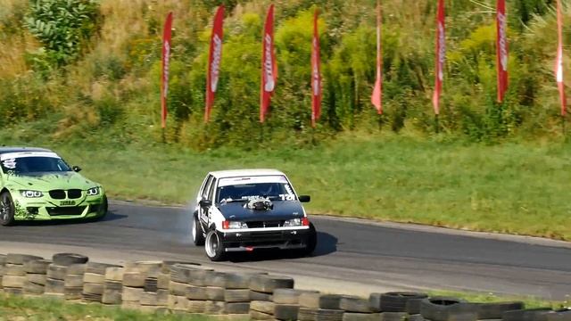 Drift FSO Polonez Project Poldożer 2.5 V6 300HP Polish AE86 Drift Open Koszalin смотреть онлайн
