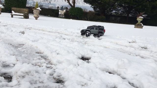 Traxxas trx 4 and Rc4wd big dog trailer in snow смотреть онлайн