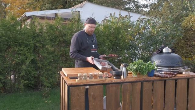 СЕКРЕТЫ ИДЕАЛЬНОГО ВКУСНОГО ШАШЛЫКА из ГОВЯДИНЫ на МАНГАЛЕ смотреть онлайн