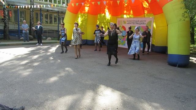 В джазе только девушки. Коллектив "Винтаж". Фестиваль "Московское долголетие" 18.05.2023 смотреть онлайн