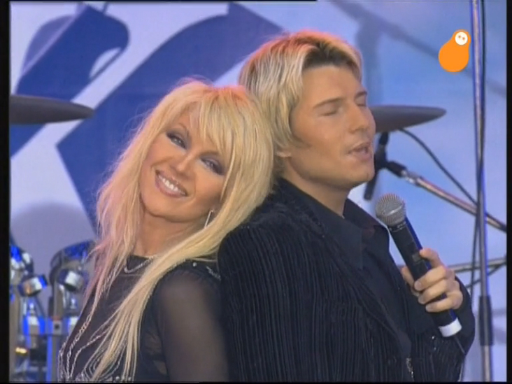 Таисия Повалий и Николай Басков - Отпусти меня / «Звуковая дорожка» в Лужниках (2005) смотреть онлайн