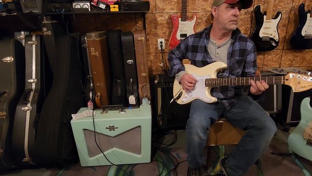 Fender "Vaporizer" 2x10" tube amp demo and review. with single coils and humbuckers. смотреть онлайн