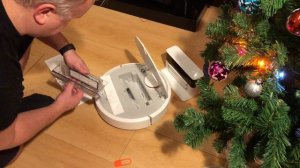 Распаковка и пробный запуск робота пылесоса Xiaomi Mi Robot Vacuum Cleaner