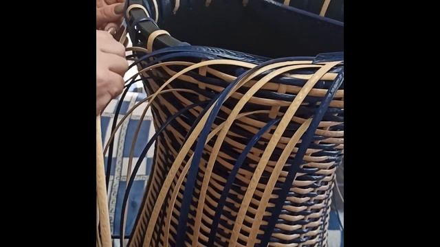 Плетём высокое напольное кашпо из ротанга?❤️ смотреть онлайн