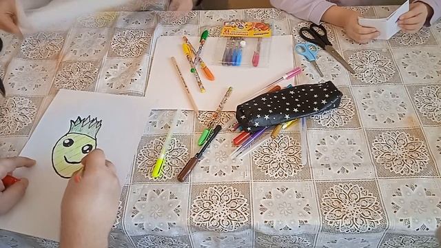 РИСОВАНИЕ.РИСУЕМ АНАНАСИК. смотреть онлайн