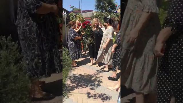 Празднование Юбилея заведующей в МБДОУ "ЦРР-детский сад "Ласточка" смотреть онлайн