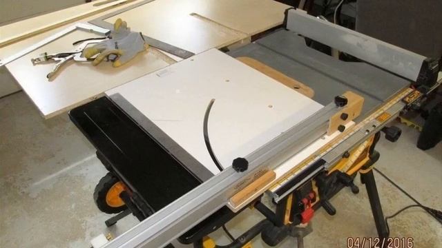 DEWALT DWE7491RS Review - What A Great Portable Table Saw смотреть онлайн