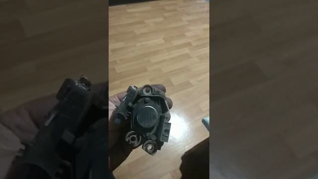 замена щеток генератора Пассат Б5 смотреть онлайн