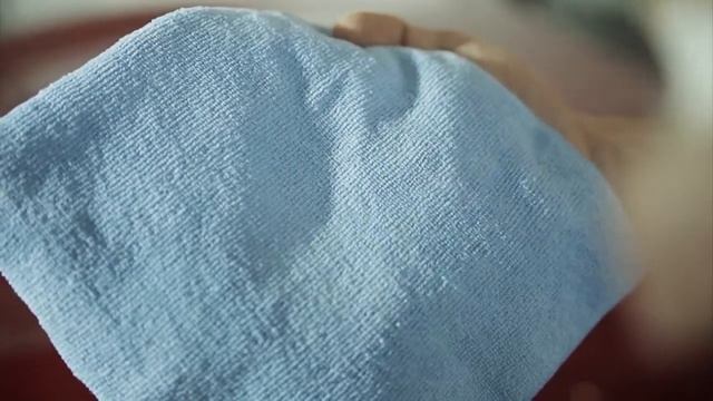 Обработка кузова автомобиля быстрым защитным составом Q2 CanCoat от производителя Gyeon смотреть онлайн