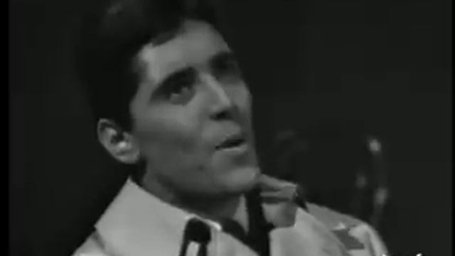 La Belle Vie, Sacha Distel