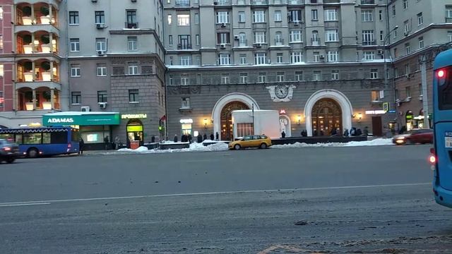 17:00, понедельник, 28 января 2019 (стрит-ритейл: Проспект Мира, 29) смотреть онлайн