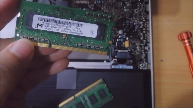 upgrade macbook pro 2009 5.5 2GB to 8 GB RAM PC3-8500 смотреть онлайн