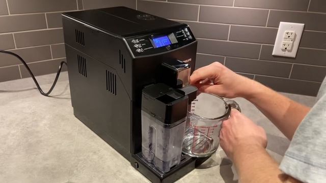 Saeco/Gaggia/Philips Descaling смотреть онлайн