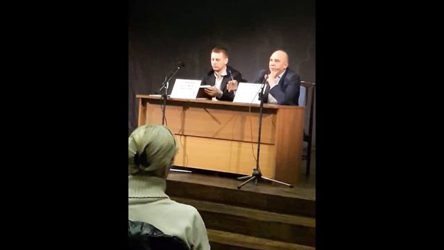 Коммуналки не расселят смотреть онлайн