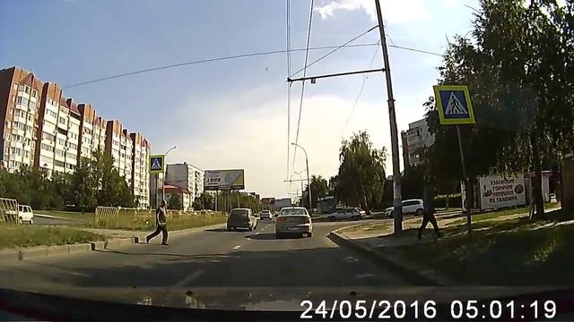 чуть не попал под колеса в Тольятти смотреть онлайн