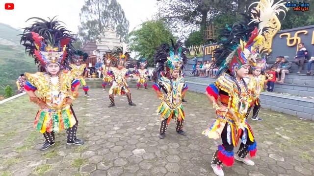NEPAL VAN JAVA TERBARU ! SERU SUGUHAN TARIAN BUDAYA UNIK YANG MENGAGUMKAN ‖ JALAN-JALAN ‖ Vlog #62 смотреть онлайн
