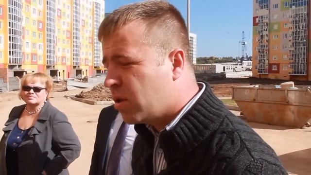 В Чебоксарах переселенцев ветхого жилья заселяют в дома с опасными зонами смотреть онлайн