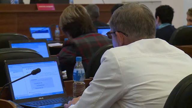 8 канал - Заседание Думы 27 марта 2014 смотреть онлайн