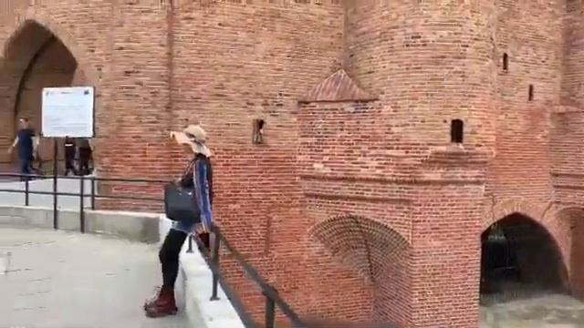Warsaw Barbican смотреть онлайн