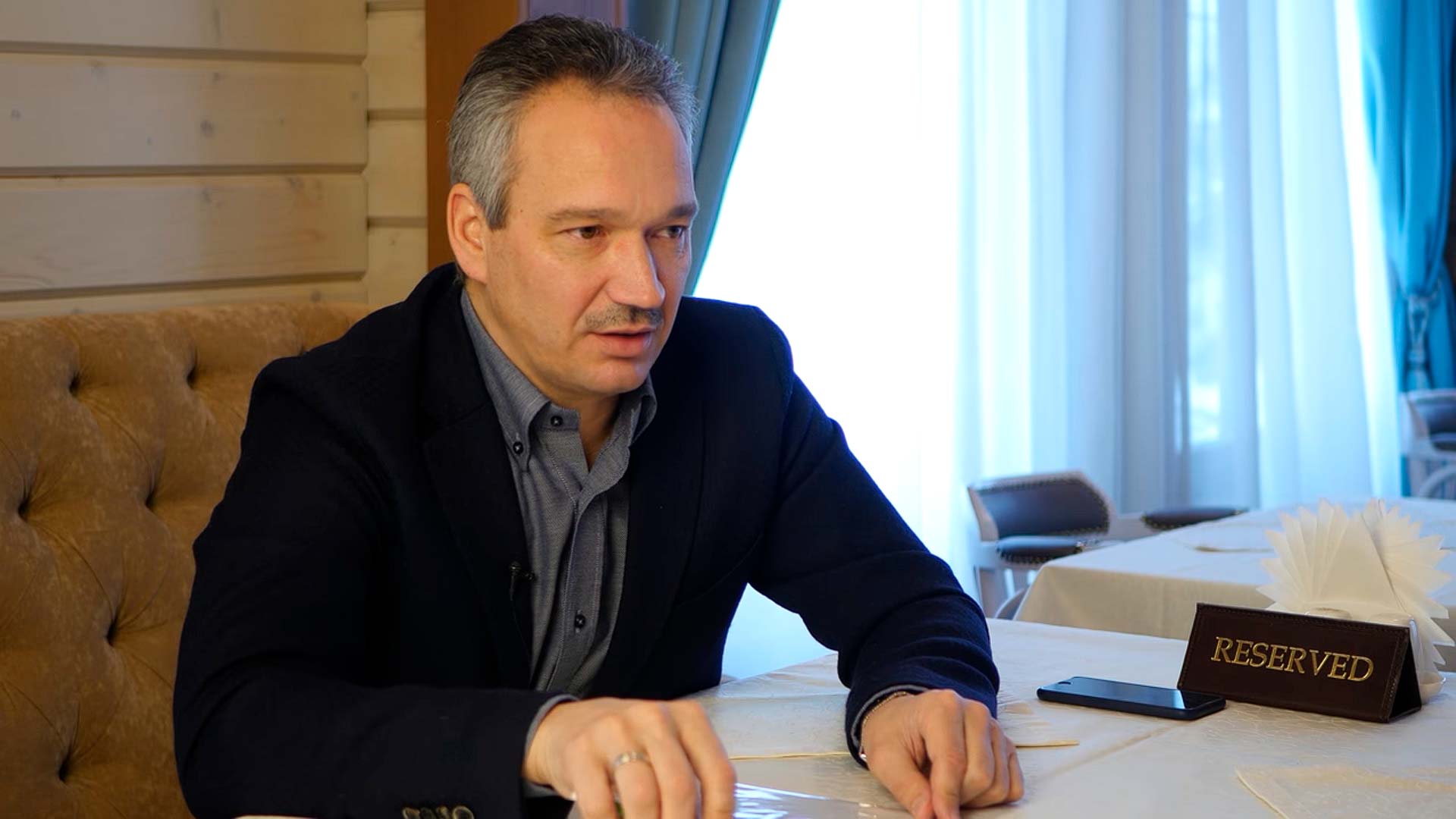 Видеоинтервью с гендиректором КМД-Девелопмент Юрием Королевым о работе с компанией ОлимпСтройСервис