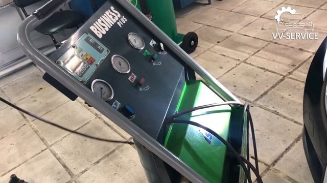 Правильная замена фреона на Mercedes Vito | Самостоятельная замена воздушного фильтра салона смотреть онлайн