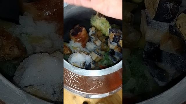 РУЛЬКА В АФГАНСКОМ КАЗАНЕ #еда #кулинарныйгангстер #рецепты #кулинария #простыерецепты #рулька #рек смотреть онлайн