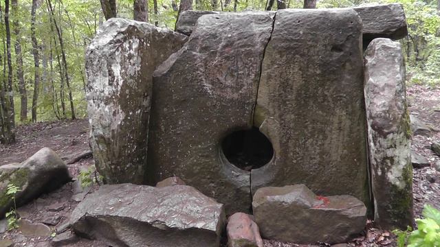 Дольмен реки Убин-Су. смотреть онлайн
