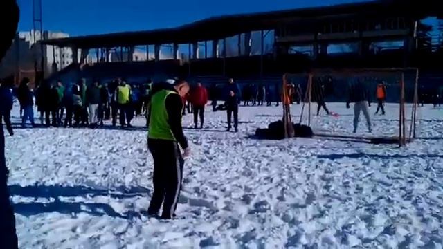 ЗИМНИЙ ФУТБОЛ!АРЗАМАС! смотреть онлайн