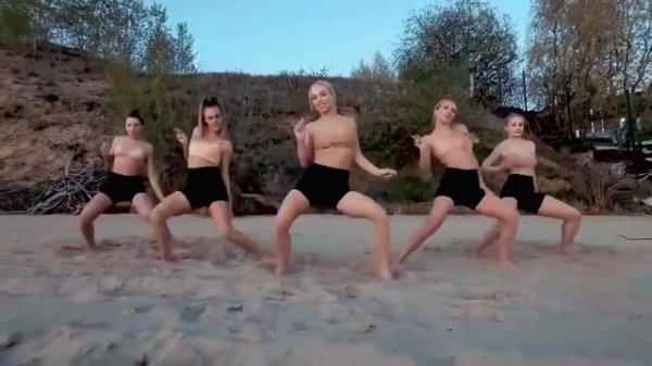 МАРИНА СТРЕЛЬНИКОВА - БЛЕСК (REMIX)