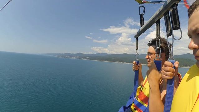 Чёрное море, полет на парашюте с катера! смотреть онлайн