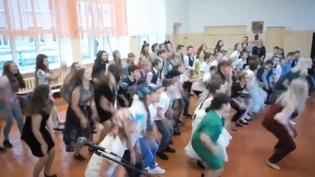 Флешмоб на осенний бал! смотреть онлайн