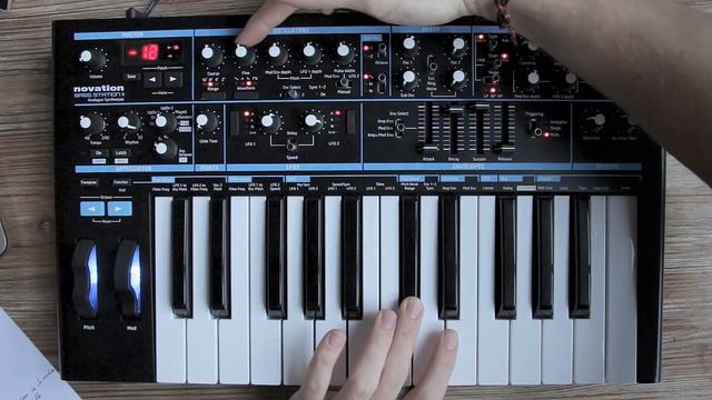 NOVATION Bass Station 2 | L'interface, explications et vue d'ensemble смотреть онлайн