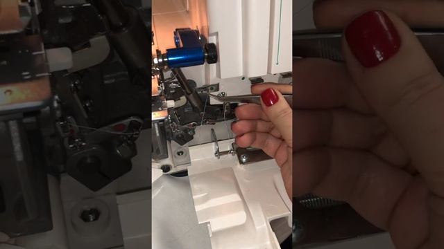 Как заправить оверлок?//оверлог Merrylock 0055//идеальная настройка оверлока с первого раза! смотреть онлайн