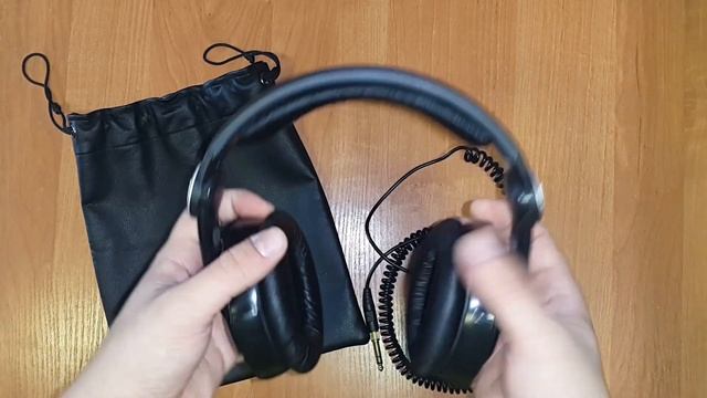 Полный обзор наушников Sennheiser HD 215. Тест временем, не новые. смотреть онлайн