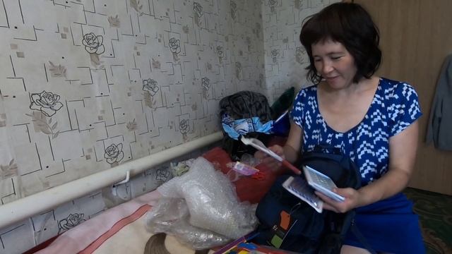 Ваше ДОБРО не имеет границ! Вручили посылку от зрительницы многодетной маме Гуле. смотреть онлайн