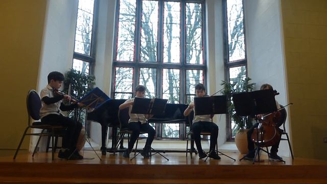 mozart minuet and trio смотреть онлайн