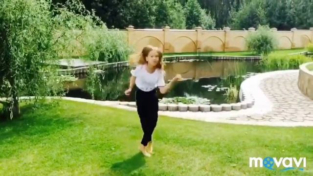 Придуманные танцы на природе ? смотреть онлайн