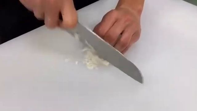 Мастер класс ДВА ДЕДА (готовим вареники с редькой и беконом) смотреть онлайн