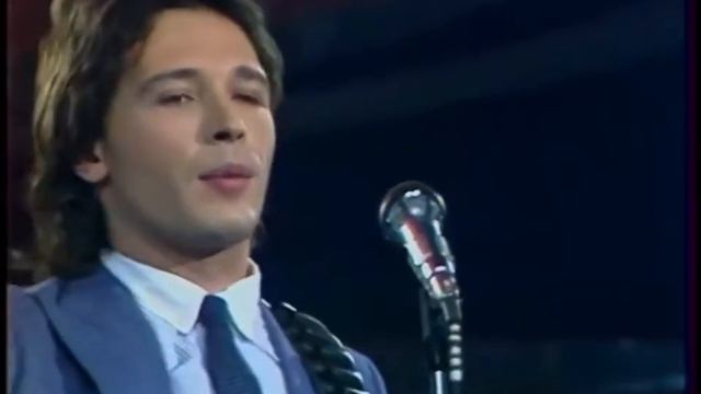 Elon Musk - Singing Russian Song About Space - Илон Маск поет песню «Земля в иллюминаторе