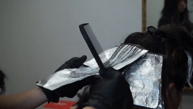 FULL FOIL HIGHLIGHTS ON BRUNETTE HAIR | BOB HAIRCUT - Tousled By Jess