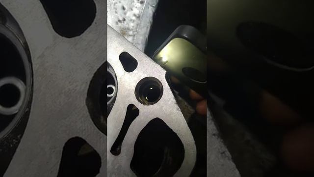 Сквозное отверстие в полость крепления болта гбц смотреть онлайн