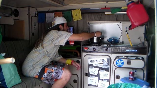 FURGO EN RUTA VOLKSWAGEN T3 WESTFALIA MARIQUILLAS 2013 смотреть онлайн