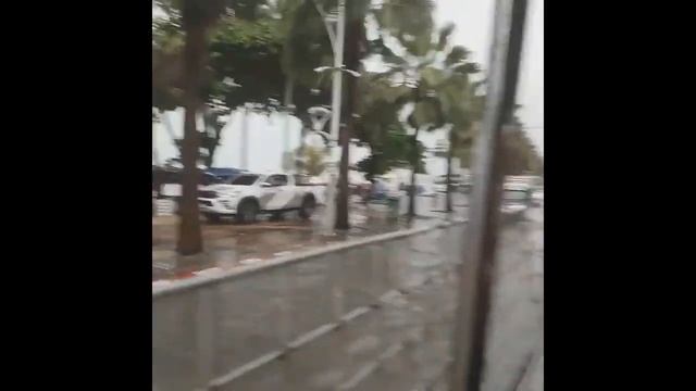 Тропический ливень. Всего за час...Таиланд 2018г смотреть онлайн