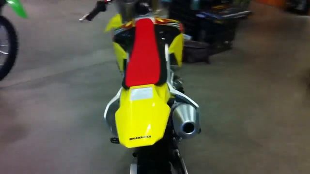 2012 Suzuki RM-Z 450 Yellow смотреть онлайн