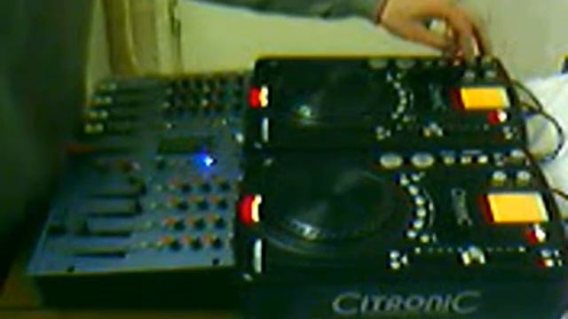 Mr Distance Old Skool Grime mix- part 1 смотреть онлайн