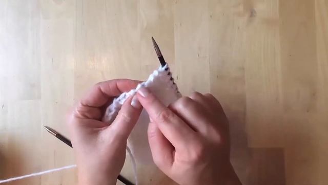 3. Изнаночная петля Кромочные Бабушкины петли Вязание спицами Уроки вязания для начинающих смотреть онлайн