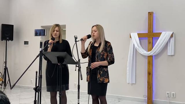 Бог Великий и Святой смотреть онлайн