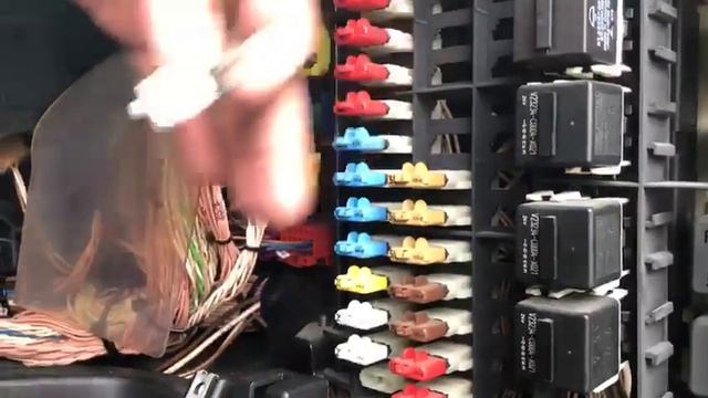 Cum Se Rezolva Problema Cu Priza De 12V La MAN TGX? BadEa Vă Prezintă Alt ,,secret,, Al șoferilor ?