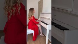 Валерий Меладзе - Как ты красива сегодня на пианино