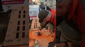 Обычная работа без креатива.Замена масла гидросистемы и редуктора поворота на Doosan DX225LCA